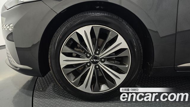 Kia K8 2022 — photo 5