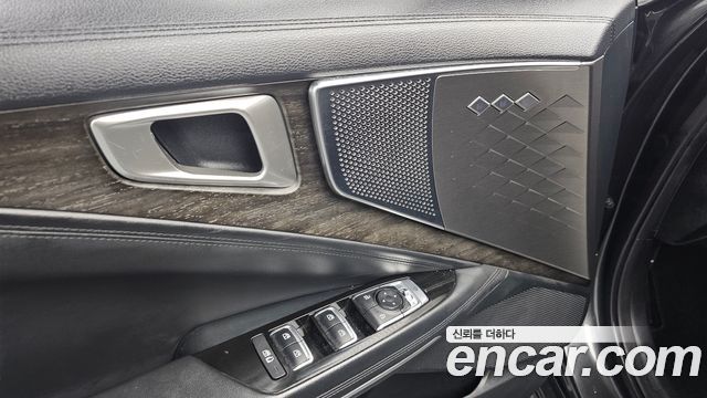 Kia K8 2022 — photo 31