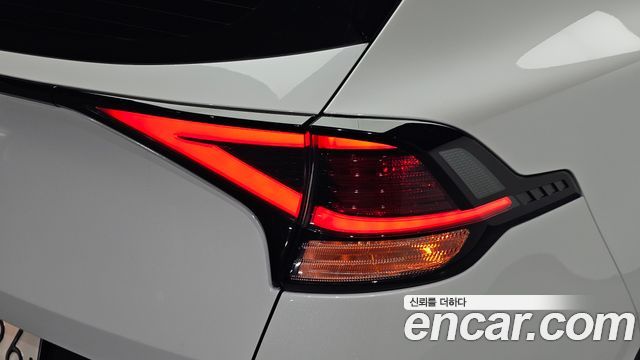 Kia Sportage 2022 — photo 9