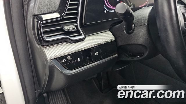 Kia Sportage 2022 — photo 32