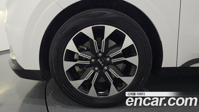 Kia Canival 2022 — photo 5