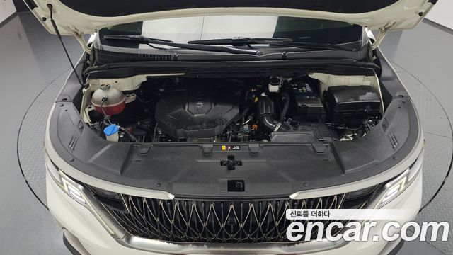 Kia Canival 2022 — photo 6