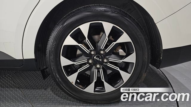 Kia Canival 2022 — photo 7