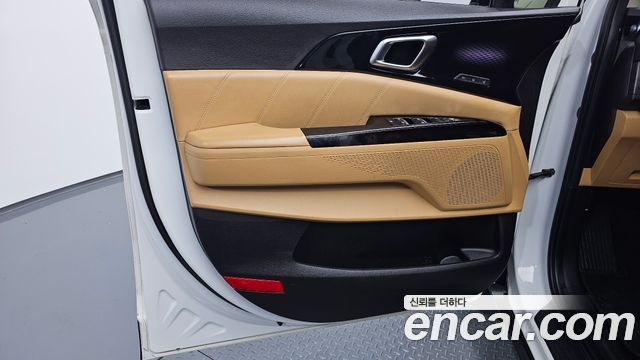 Kia Canival 2022 — photo 14