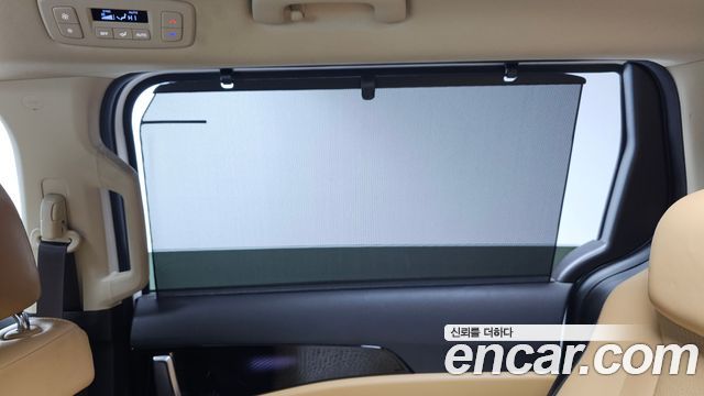 Kia Canival 2022 — photo 37