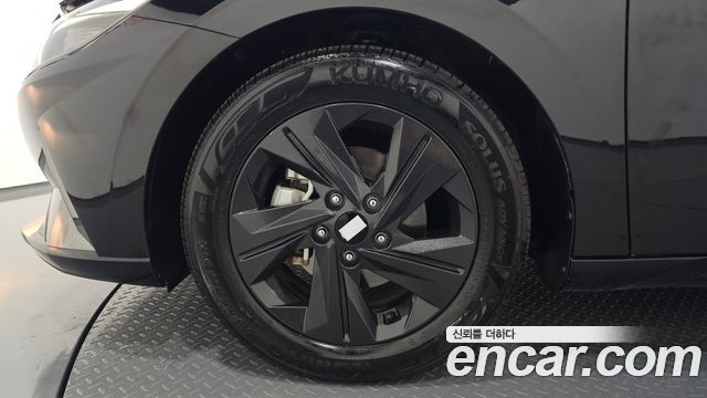 Hyundai AVANTE 2023 — photo 5