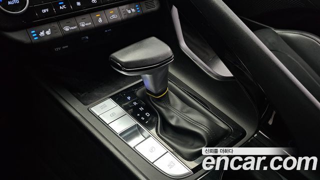 Hyundai AVANTE 2023 — photo 12