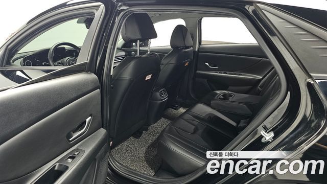 Hyundai AVANTE 2023 — photo 18