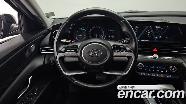 Hyundai AVANTE 2023 — photo 19