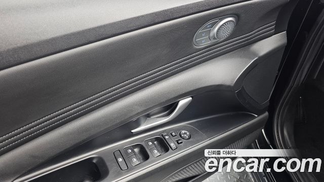 Hyundai AVANTE 2023 — photo 32