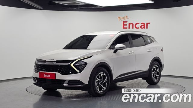 Kia Sportage 2023 — photo 1
