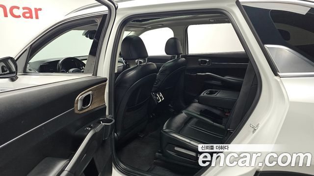 Kia Sorento 2021 — photo 18