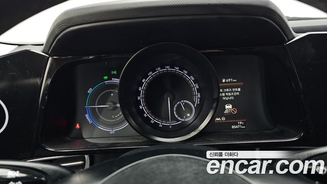 Hyundai AVANTE 2023 — photo 11