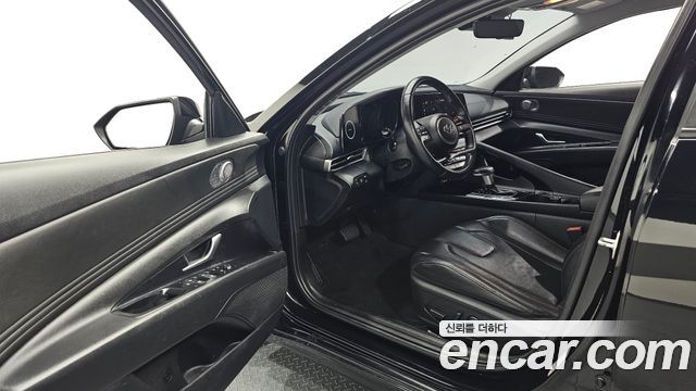 Hyundai AVANTE 2023 — photo 13