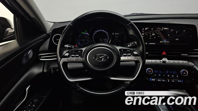 Hyundai AVANTE 2023 — photo 19