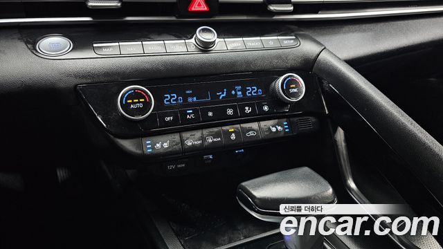 Hyundai AVANTE 2023 — photo 25