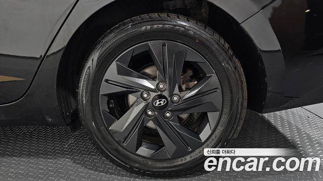 Hyundai AVANTE 2023 — photo 7