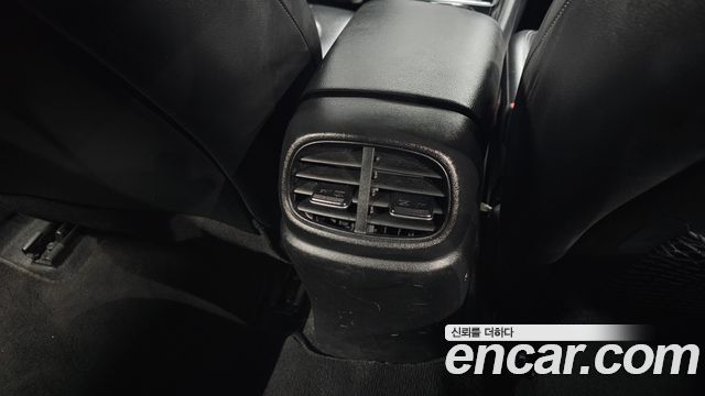 Hyundai AVANTE 2023 — photo 31