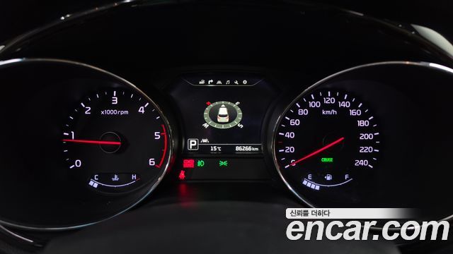 Kia Canival 2016 — photo 8