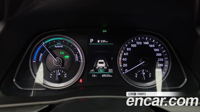 Hyundai Sonata 2023 — photo 11