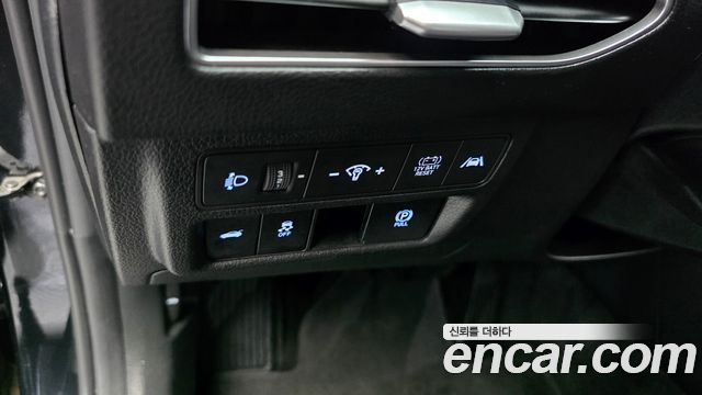 Hyundai Sonata 2023 — photo 30
