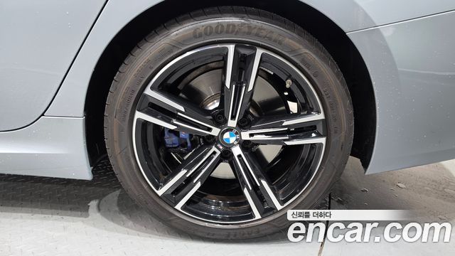 BMW 3-Series 2023 — photo 7
