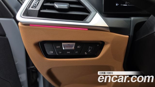 BMW 3-Series 2023 — photo 27