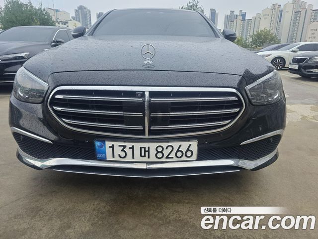 Mercedes-Benz E-Class 2021 — photo 1
