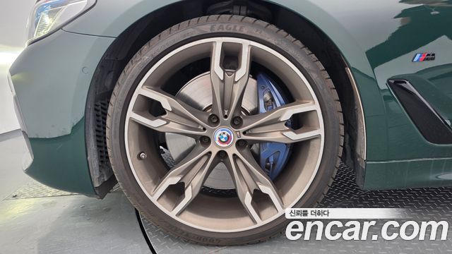 BMW 5-Series 2021 — photo 5