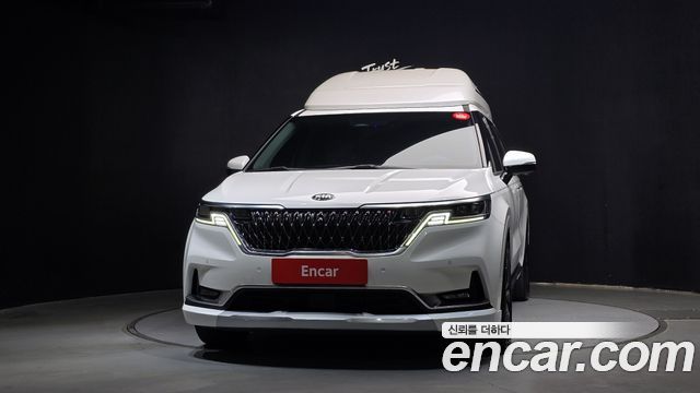 Kia Canival 2021 — photo 3