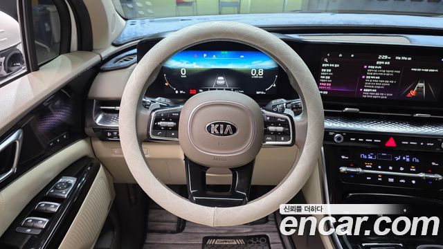 Kia Canival 2021 — photo 19