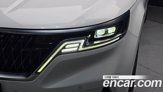 Kia Canival 2021 — photo 8