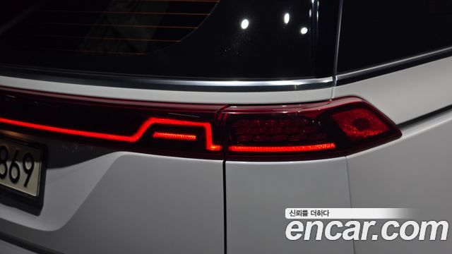 Kia Canival 2021 — photo 9