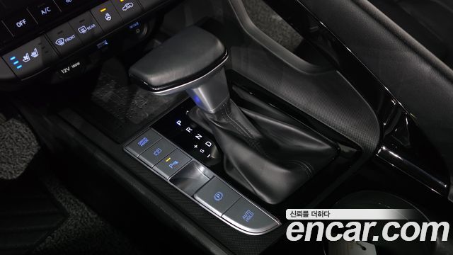 Hyundai AVANTE 2022 — photo 12
