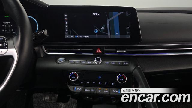 Hyundai AVANTE 2022 — photo 19