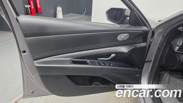 Hyundai AVANTE 2022 — photo 24