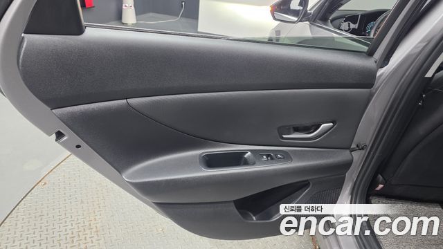 Hyundai AVANTE 2022 — photo 15