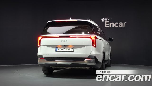 Kia Canival 2025 — photo 4