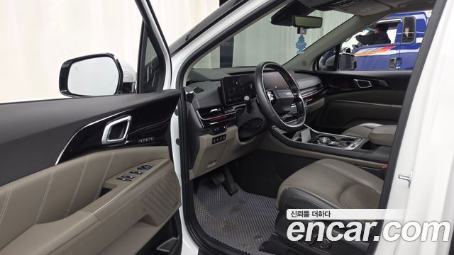 Kia Canival 2025 — photo 10