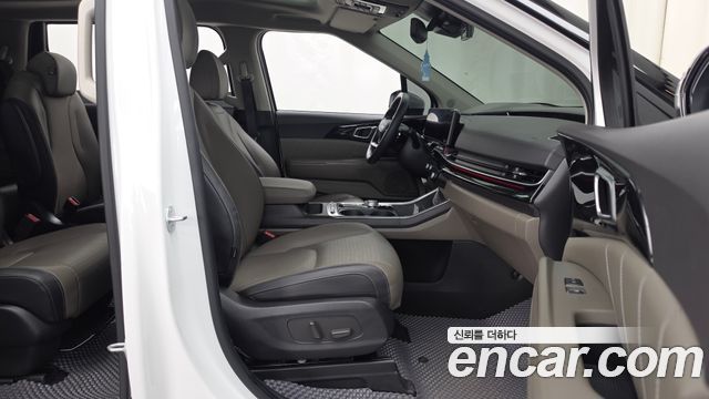 Kia Canival 2025 — photo 11