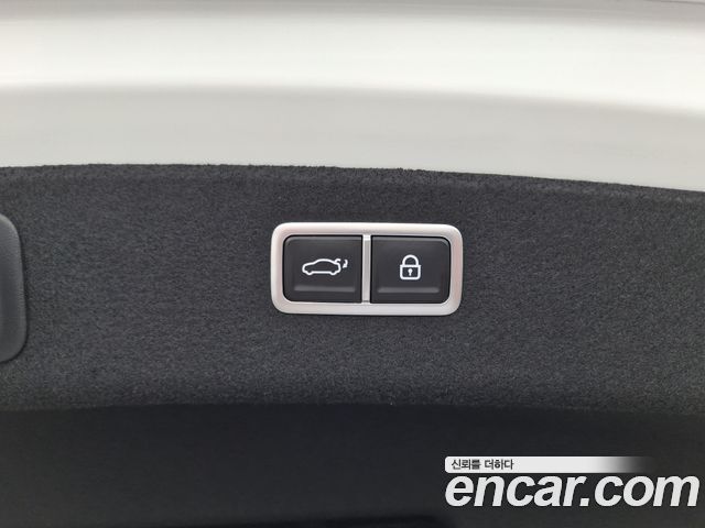 Genesis G80 2023 — photo 11