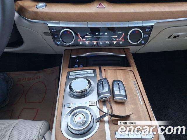 Genesis G80 2023 — photo 15