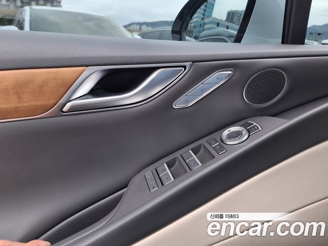 Genesis G80 2023 — photo 19