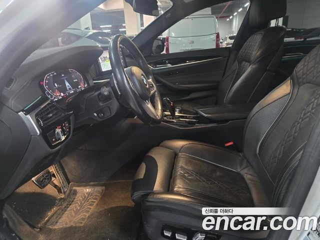 BMW 5-Series 2023 — photo 6