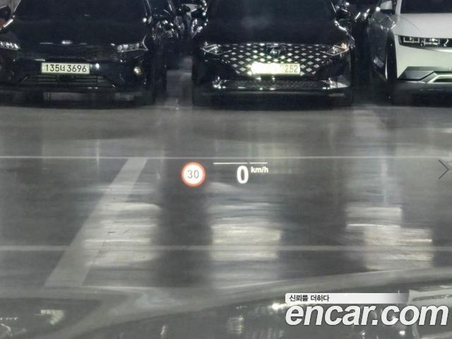 BMW 5-Series 2023 — photo 8