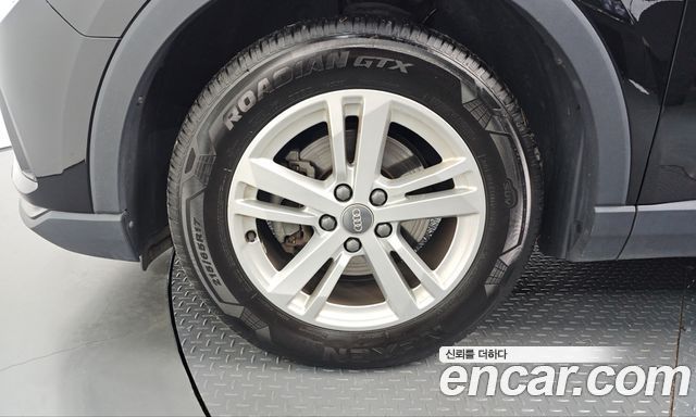 Audi Q3 2020 — photo 5
