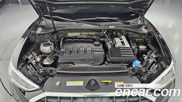 Audi Q3 2020 — photo 6