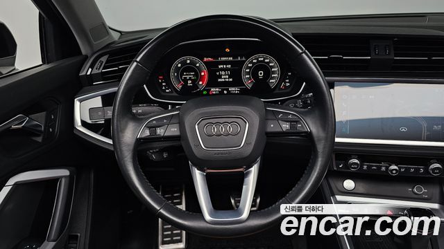 Audi Q3 2020 — photo 19