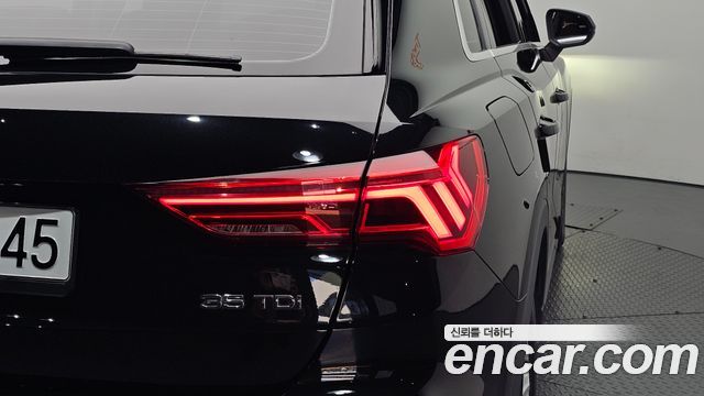 Audi Q3 2020 — photo 9