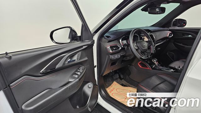 Chevrolet Korea Trailblazer 2022 — photo 13